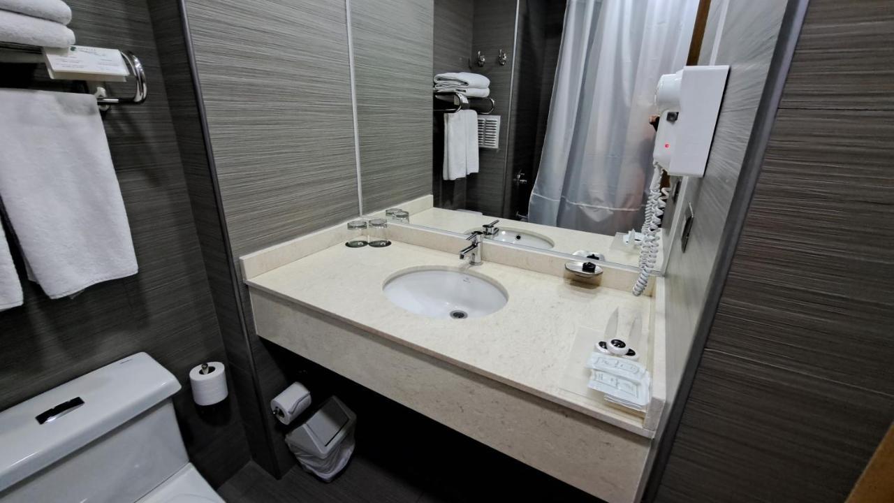 Hotel Diego De Almagro Calama Express ภายนอก รูปภาพ